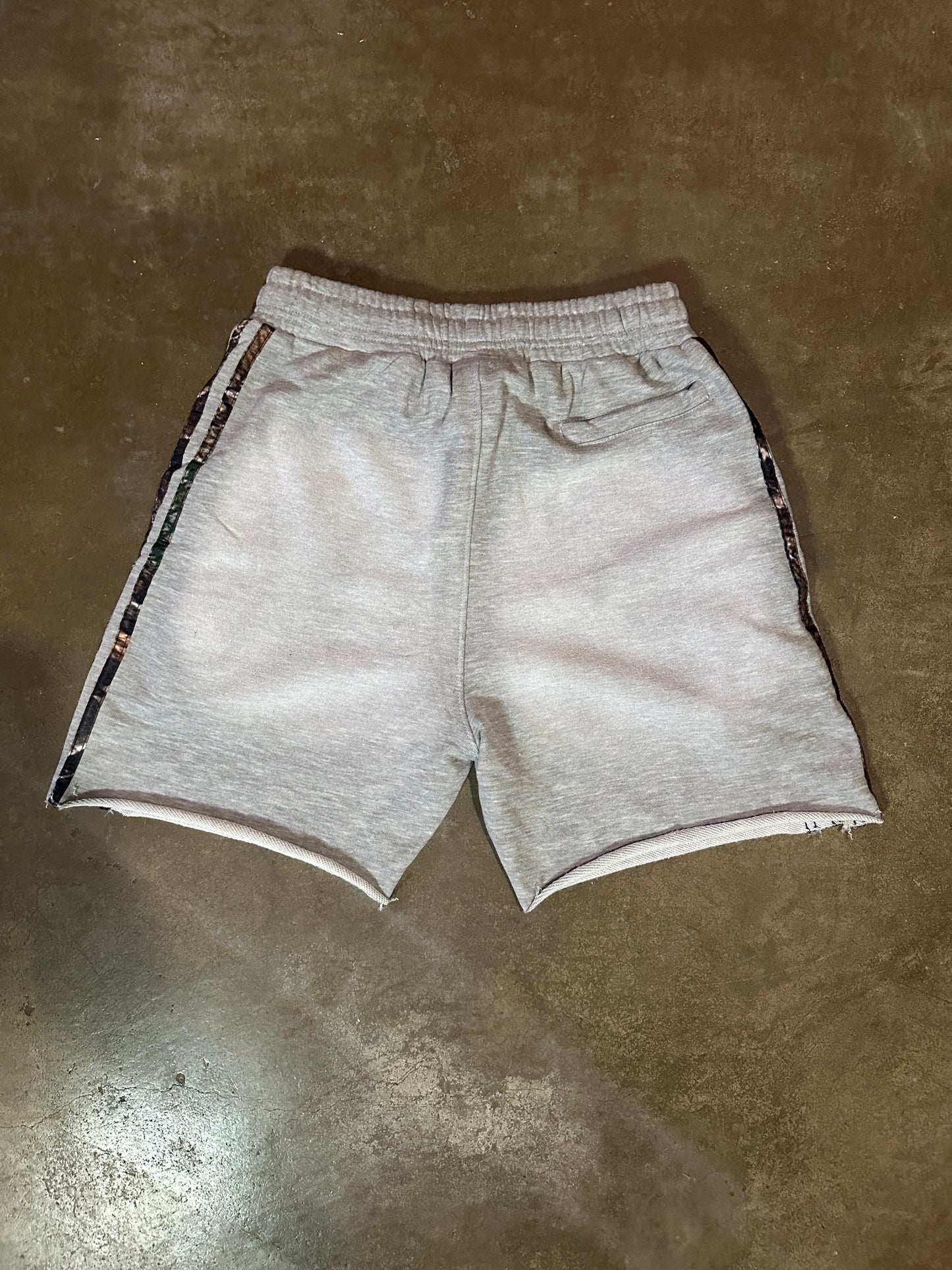 STAFF SHORTS